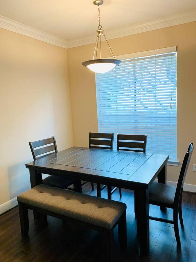 2 Bedroom Easy Access To Med Center, Nrg, Downtown Хьюстон Экстерьер фото